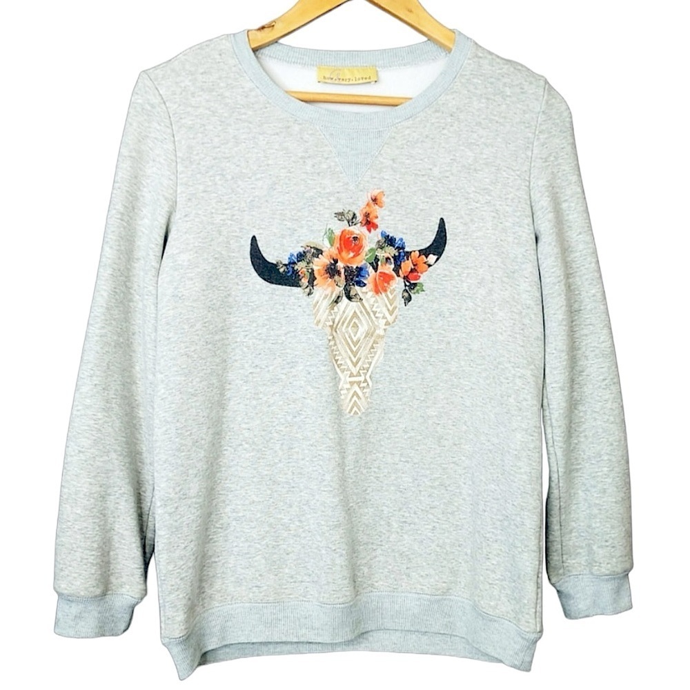 Western Style Floral Cow Skull Boho Sweatshirt Women’s Size Small